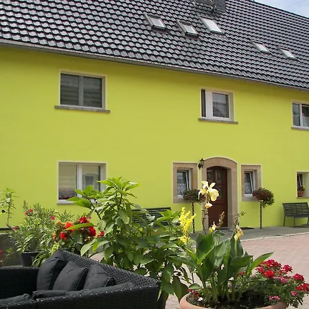 Komfort Und Naturflucht, Lichtenhain, Cleaning Included *