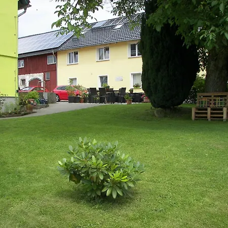 Komfort Und Naturflucht, Lichtenhain, Cleaning Included *